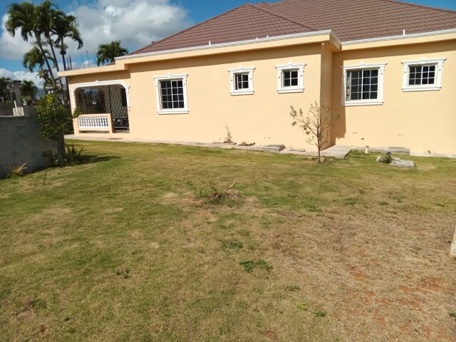 Home For Sale 3bdrms