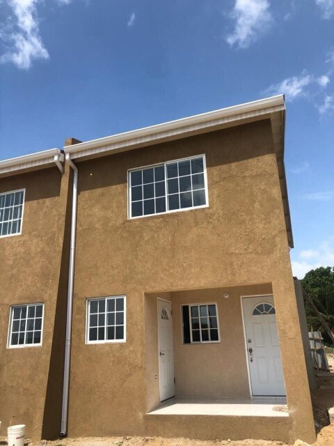 Spacious 2 Bedroom, 2.5 Bath Townhouse In Portmore