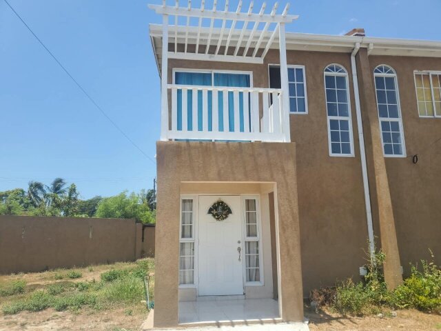 Spacious 2 Bedroom, 2.5 Bath Townhouse In Portmore Houses Sandown Palms, 3 North, Portmore.