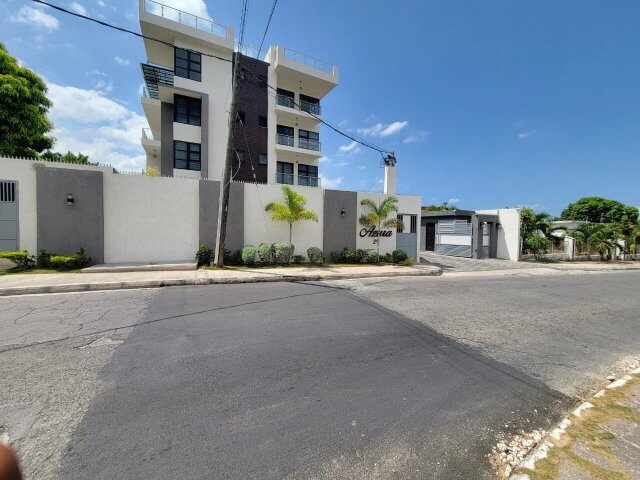 Stylish 2 Bedrooms Apartment on Border Avenue Apartments St. Andrew