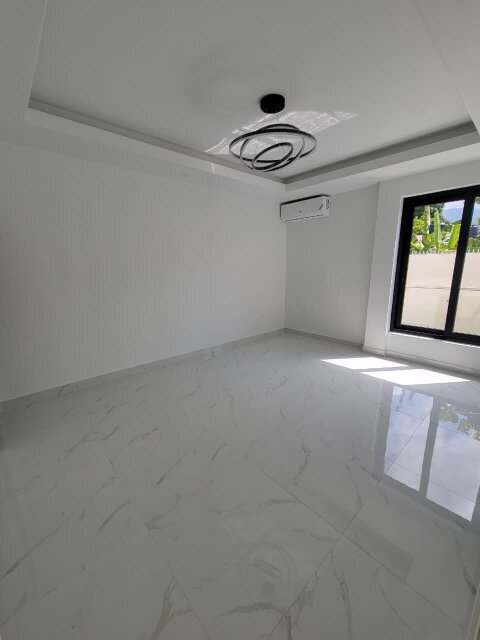 Stylish 2 Bedrooms Apartment on Border Avenue