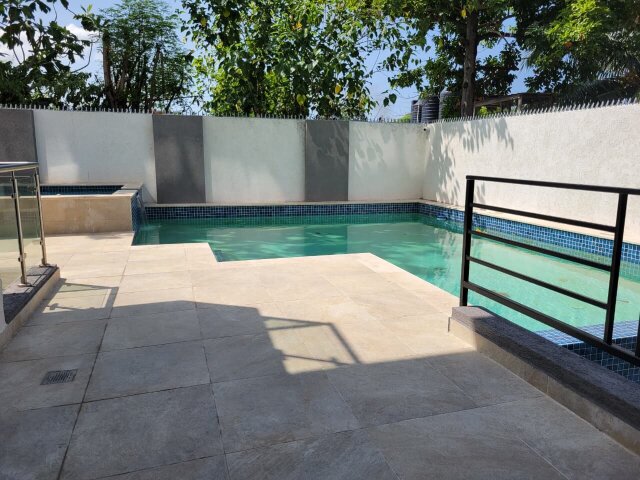 Stylish 2 Bedrooms Apartment on Border Avenue