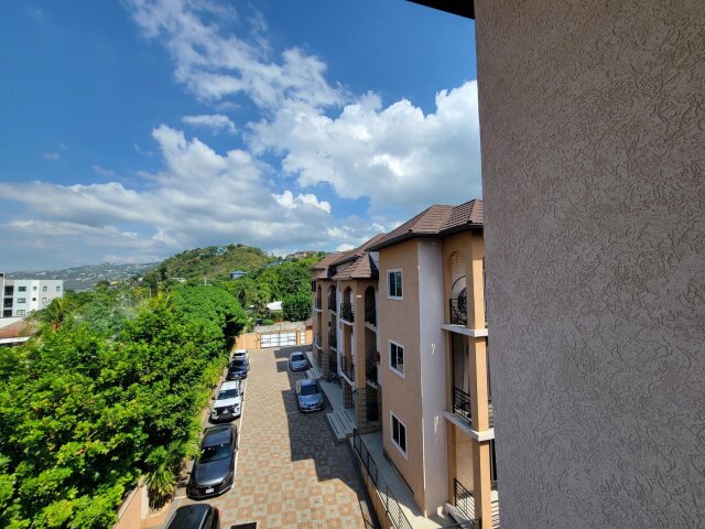 Lovely 2 Bedroom Apartment For Sale