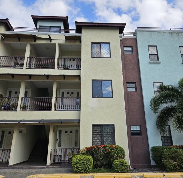 2 Bed, 2 Bath Apartment For Sale