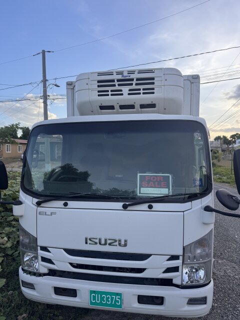 2016 Izuzu Elf Refrigerator Box Truck Trucks Portmore