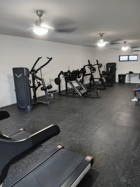 Spacious 2 Bedrooms In Gated Port Ridge Estate