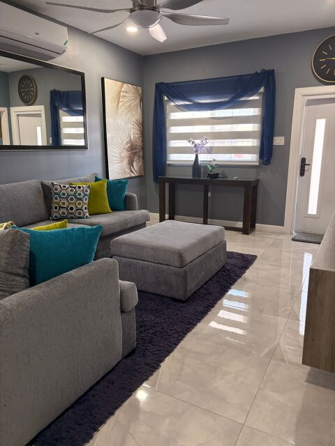 Spacious 2 Bedrooms In Gated Port Ridge Estate