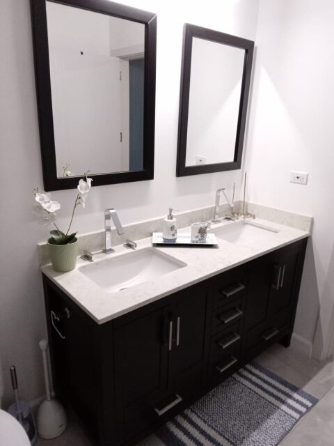 Spacious 2 Bedrooms In Gated Port Ridge Estate