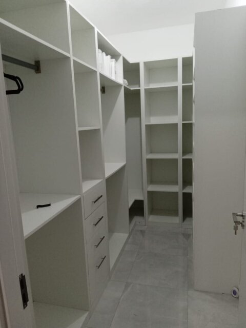 Spacious 2 Bedrooms In Gated Port Ridge Estate