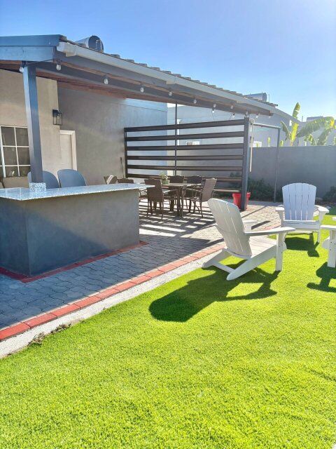 Spacious 2 Bedrooms In Gated Port Ridge Estate