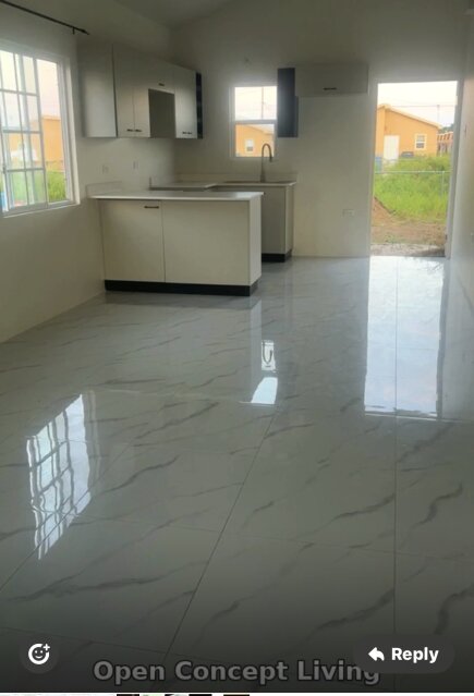 2 Bedroom House And 1 Bathroom