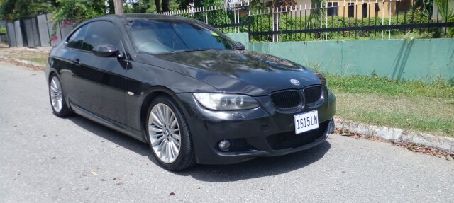 2009 BMW 320I COUPE