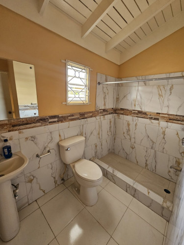  2 Bedroom