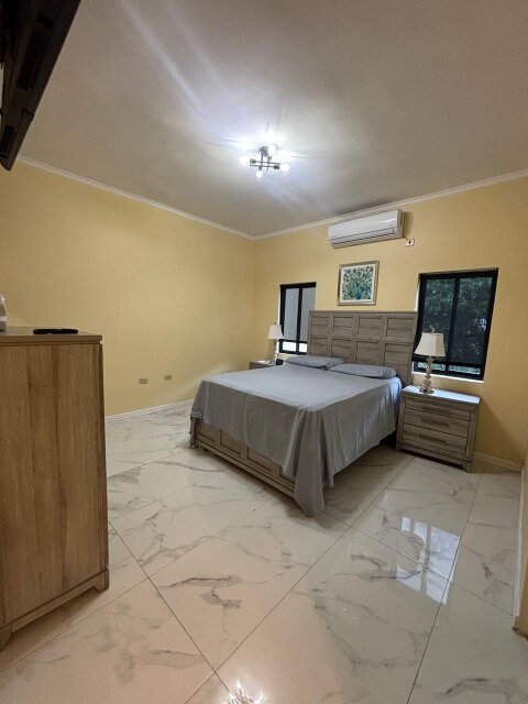 2 Bedroom Apartment For Sale| Forest Hills