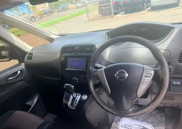 2014 Nissan Serena