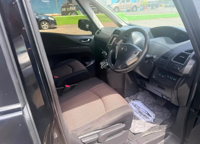 2014 Nissan Serena