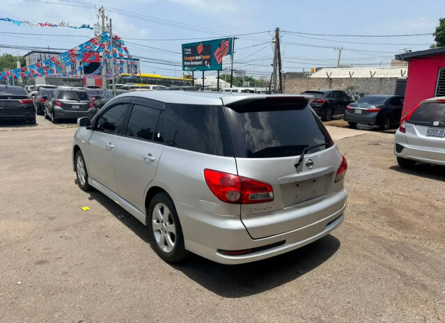 2016 Nissan Wingroad