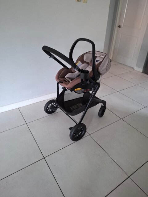 Evenflo Baby Travel System–Stroller+Car Seat 9/10