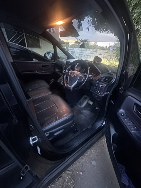 2016 Voxy For Sale