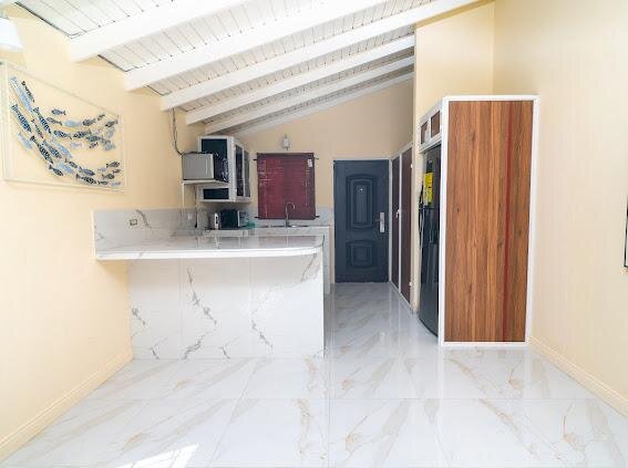 2 Bedrooms 2 Bathrooms