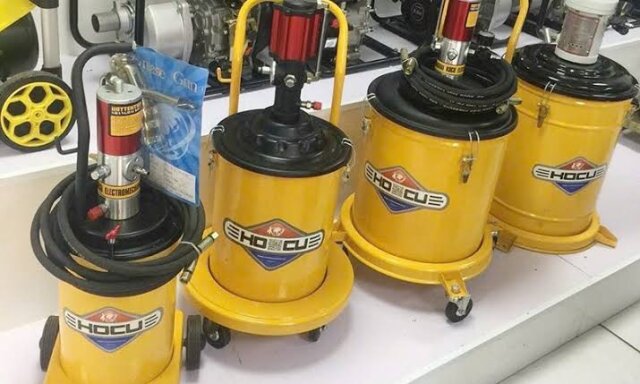 Máy Bơm Mỡ điện – Giải Pháp Bơm Mỡ Nhanh Chóng Maintenance De