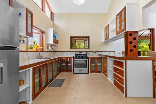 Lovely 4 Bedroom House For Sale