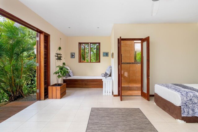 Lovely 4 Bedroom House For Sale