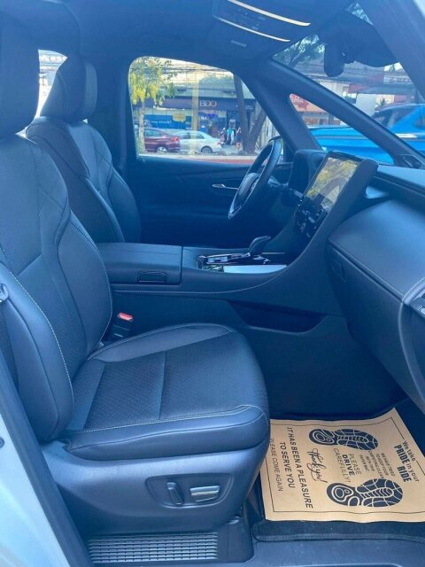 Toyota Alphard HEV Auto
