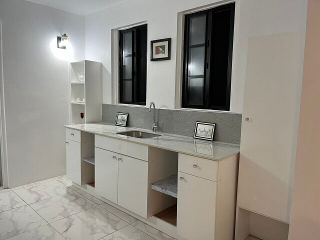 Furnished 3 Bedrooms with Ocean Views in Spring Valley