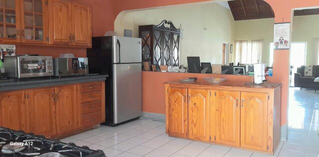 HOUSE FOR SALE – LINSTEAD, ST. CATHERINE