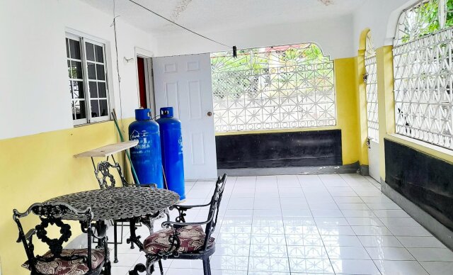 HOUSE FOR SALE – LINSTEAD, ST. CATHERINE