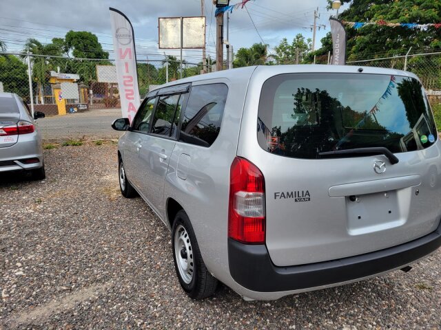 2021 Mazda Familia GL