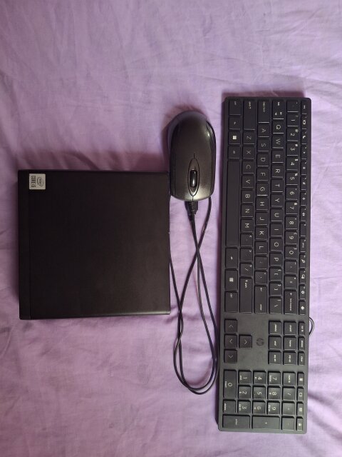 HP ProDesk 400 G6 Mini PC + Mouse & Keyboard –