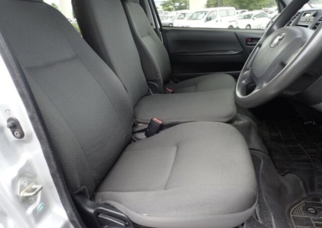 2016 Toyota Hiace