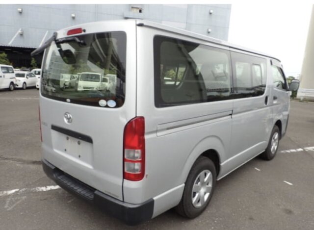 2016 Toyota Hiace