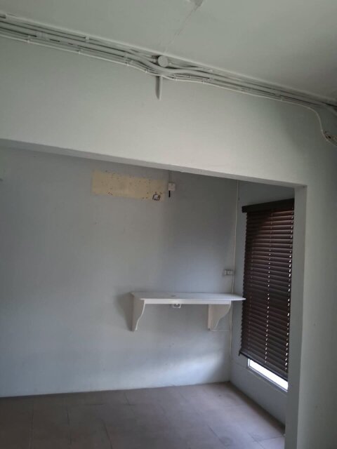 Corner Of Maxfield & Richmond Park Office Space Offices Near HWT