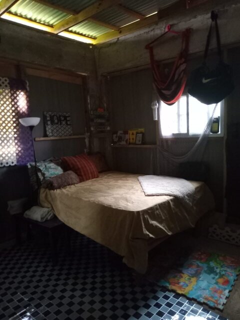 Caution Rosemarie White The Con Artist: 3 Bedrooms