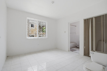 4 Bedroom House For Sale