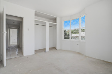 4 Bedroom House For Sale