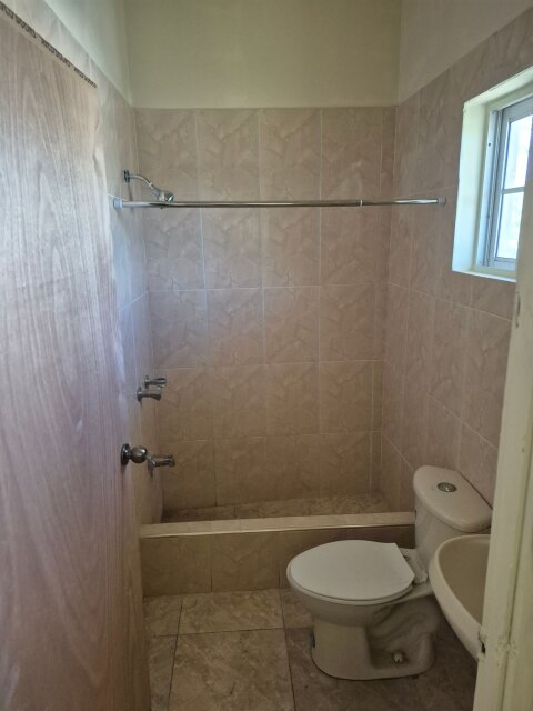 Well-Maintained 1 Bedroom Apartment in Cumberland