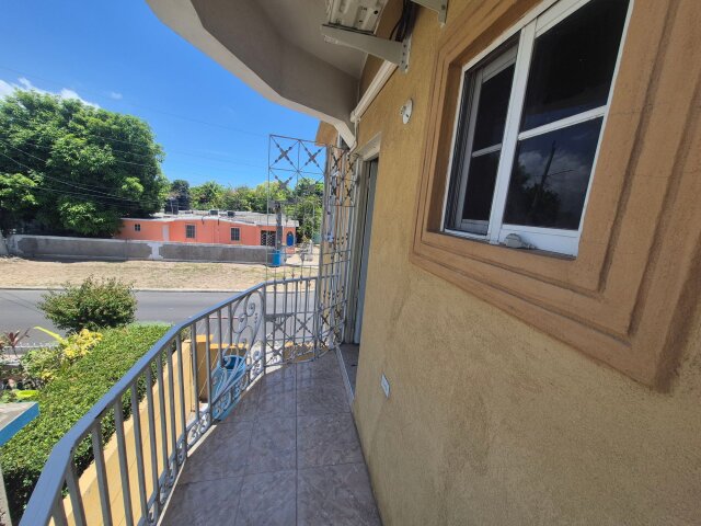 Well-Maintained 1 Bedroom Apartment in Cumberland