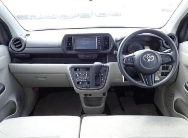 2017 TOYOTA PASSO