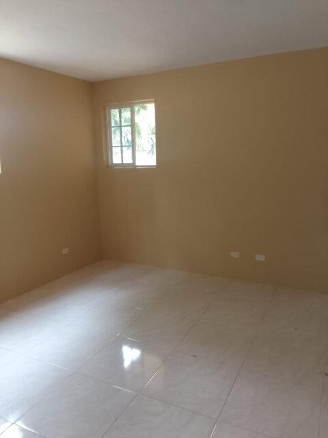 Charming 2 Bedrooms Hillside Oasis