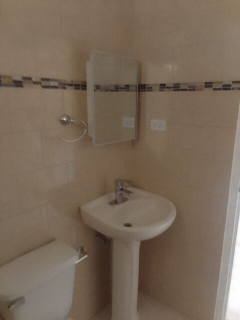 Charming 2 Bedrooms Hillside Oasis