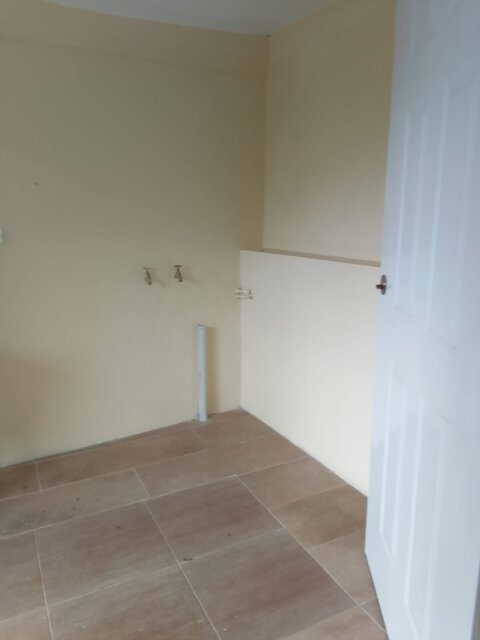 Charming 2 Bedrooms Hillside Oasis