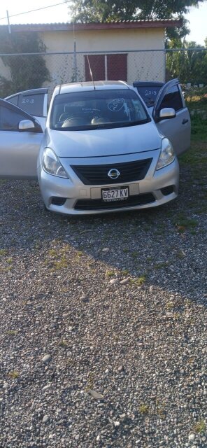 2013 Nissan Latio