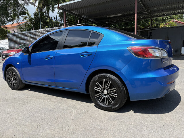 2012 Mazda Axela