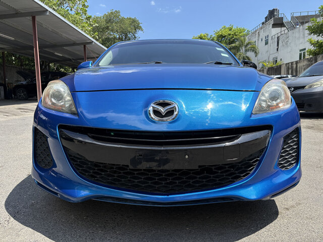 2012 Mazda Axela