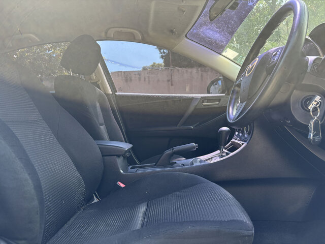 2012 Mazda Axela