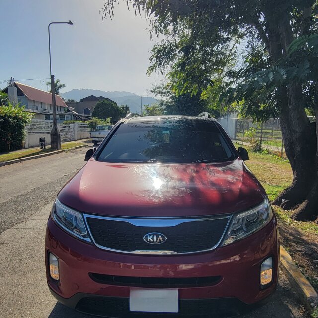 2014 SPECIAL EDITION 7 SEATER KIA SORENTO Vans & SUVs New Kingston